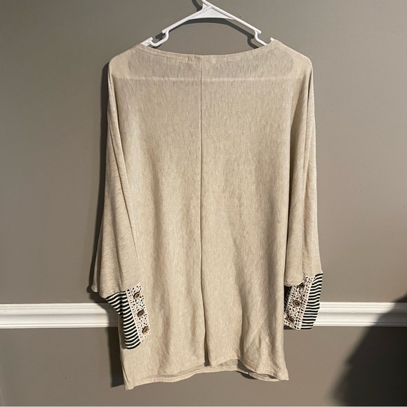 ⭐️4 for $10⭐️Slouchy Oversized Tunic Blouse. - Picture 3 of 8